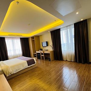 Suite City View
